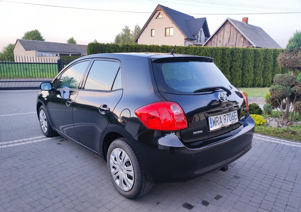 Toyota Auris cena 20000 przebieg: 200000, rok produkcji 2009 z Młynary małe 37